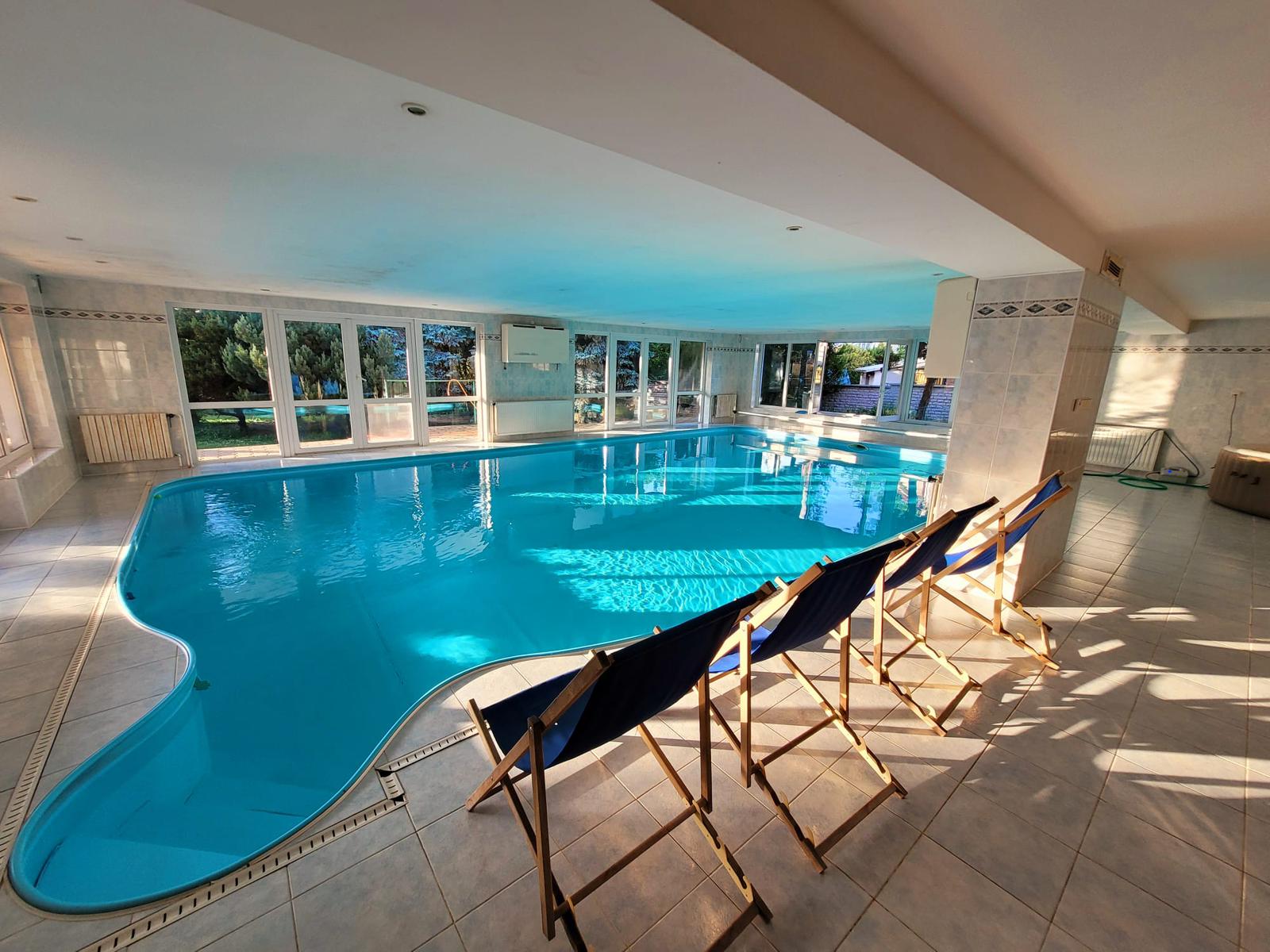 Vyhřívaný bazén Wellness Aqua House